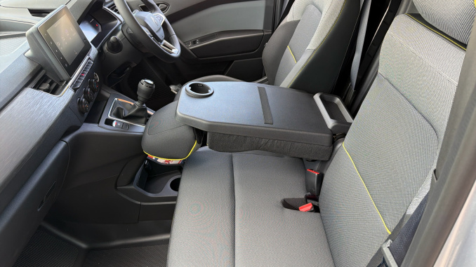 Renault Kangoo L1 Diesel ML19 Blue dCi 95 Extra Van - Image 45